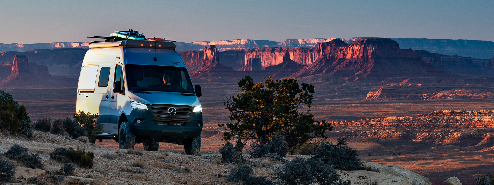 Revel - 44E background image